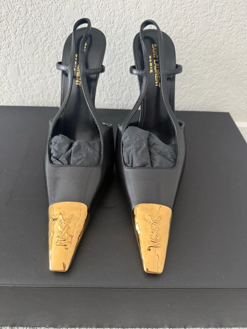 Saint Laurent Jeanne Slingback Pumps In Smooth Leather, Black & Gold Size 38 - Picture 1 of 9